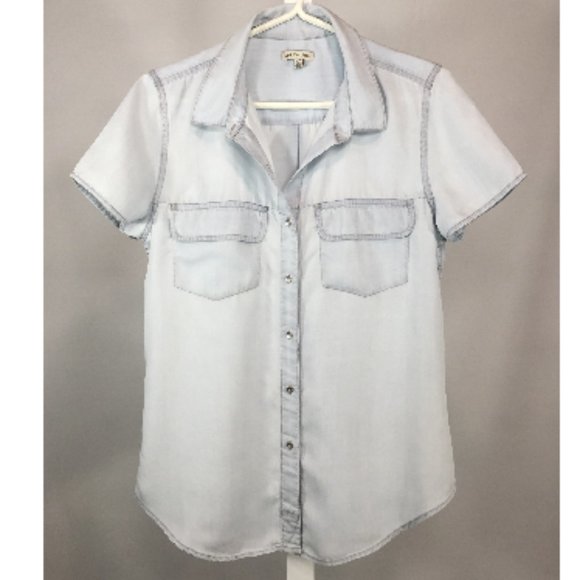 Calvin Klein Shirt - Picture 1 of 5